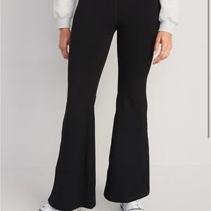 Old Navy extra High Waisted Power Chill Crossover Super Flare Leggings